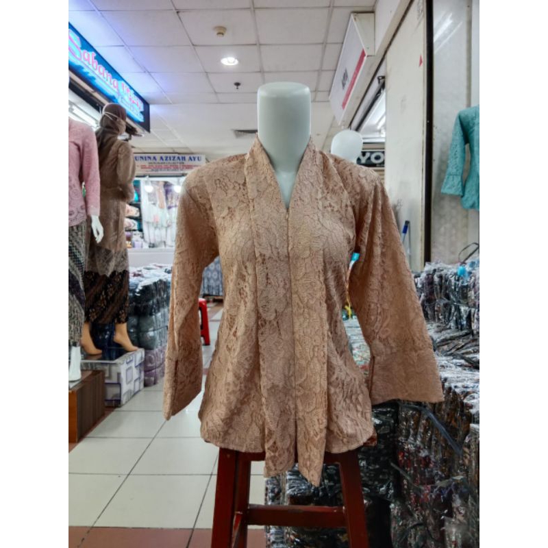 Dewi • ATASAN KEBAYA FLOY BROKAT JUMBO LD 130 WARNA HITAM MOCCA DUSTY COKSU SILVER NAVY MAROON WARDA