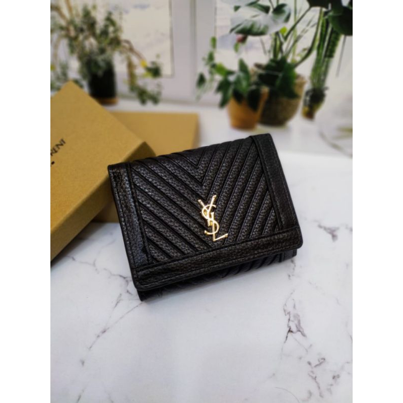 Dompet wanita pendek import / Dompet Card and Cash Free Box