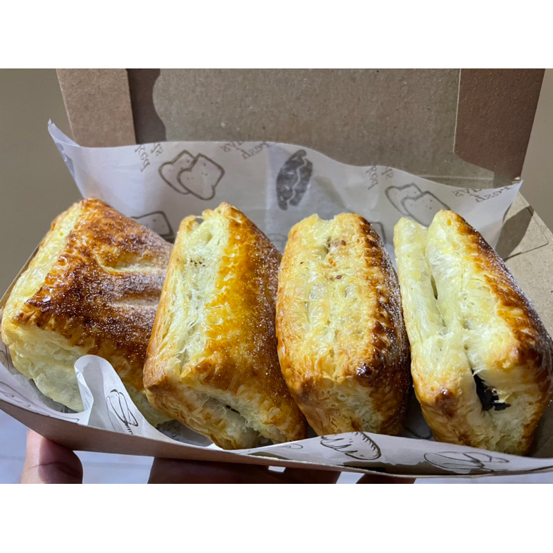 

Choco cheese Puff Pastry