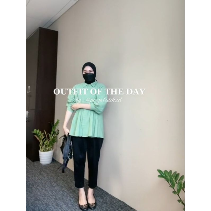 BLOUSE,ATASAN WANITA OVERSIZE IN SAGE PREMIUM