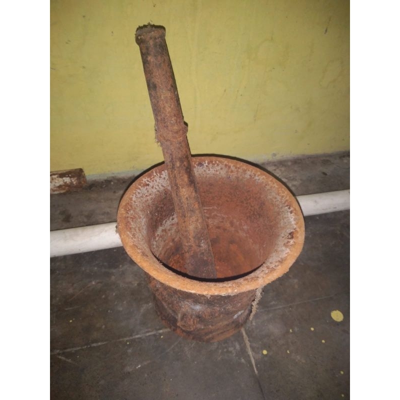 alu jadul/lumpang jadul/antik