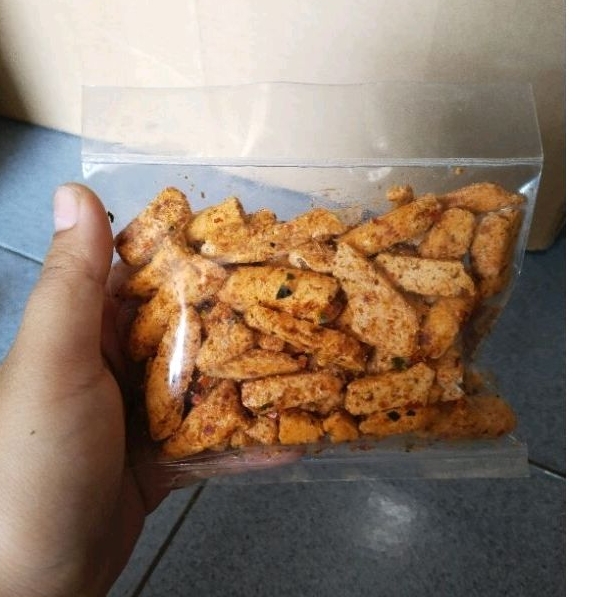 Basreng 75gr pedas daun jeruk/original di jamin enak &amp; renyah