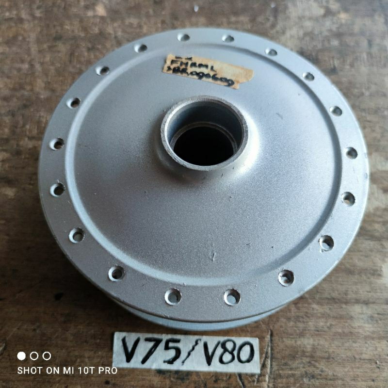 Tromol Depan Yamaha V75 V80 Tromol SilOriginal Yamaha Japan