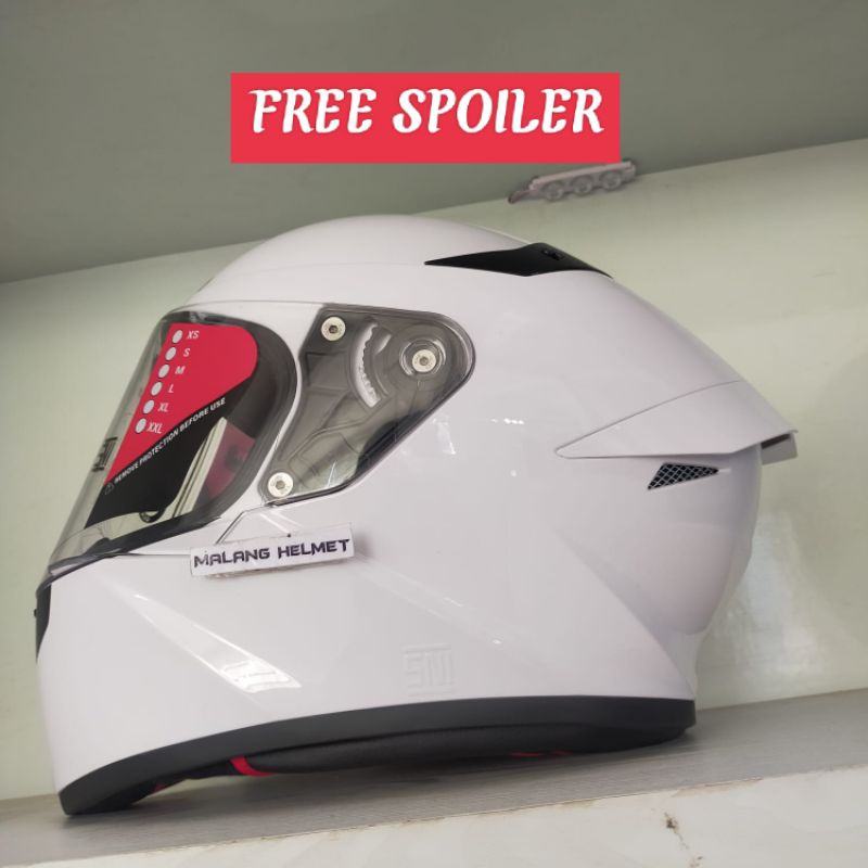 Helm G2 Prestige Solid White Bonus Spoiler