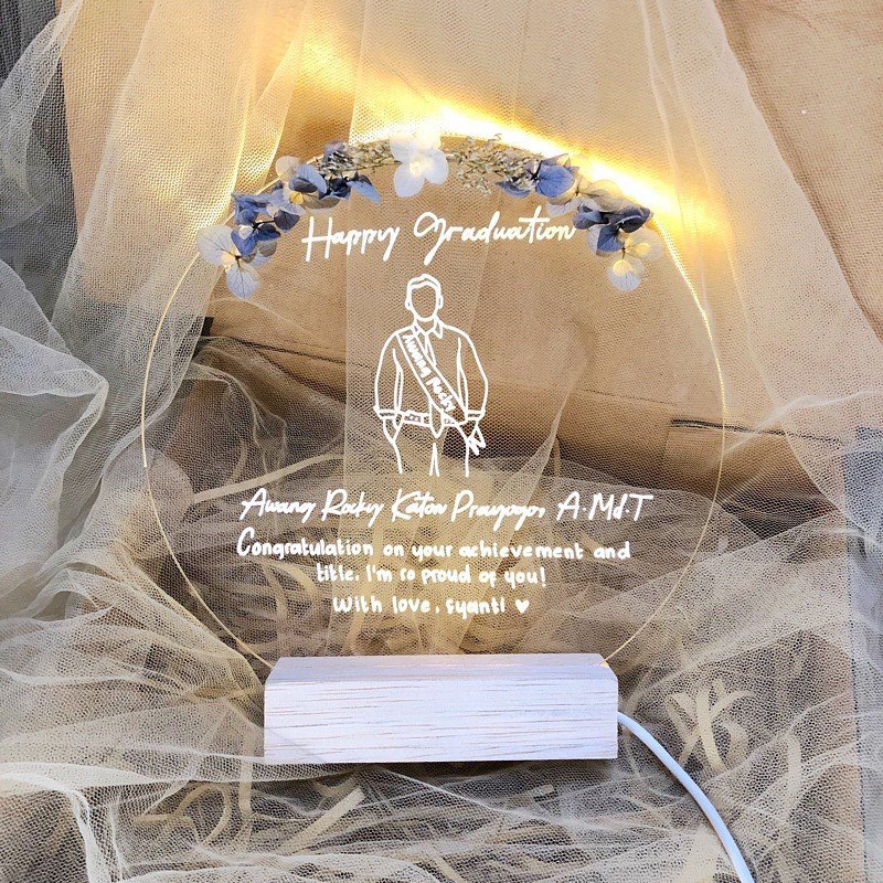 akrilik lamp / hampers / kado unik / kado ultah / hadiah / frame / giftbox / kado wisuda