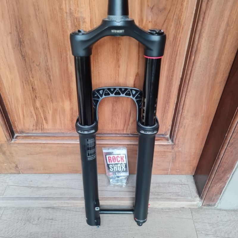 Fork 29 Rockshox Lyrik RC travel 160 debonair boost