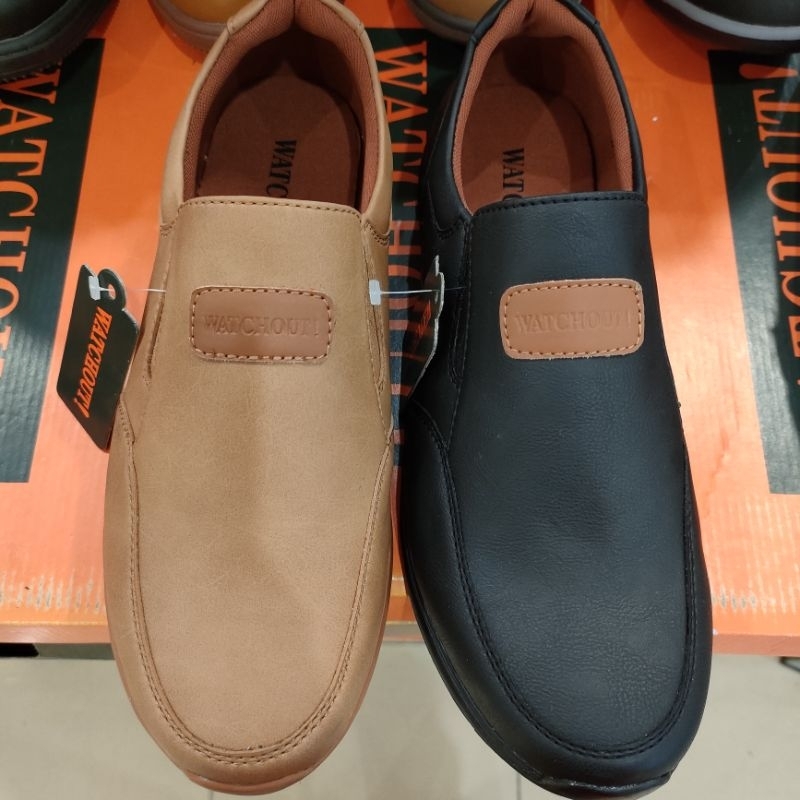 Sepatu Slip On pria Watchout Casual