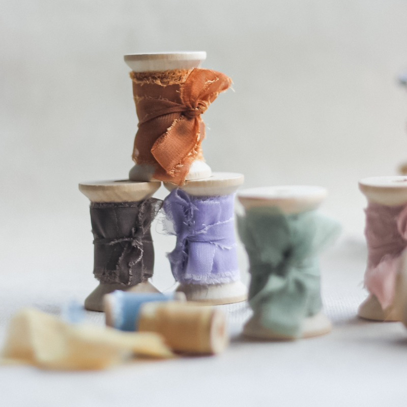 

Eternally Script - Chiffon Ribbon Lebar 3cm - Pita Sifon - Ribbon Undangan - Prop Foto Undangan - Wedding Keepsake Calligraphy Stationery - Pita Hampers Kado