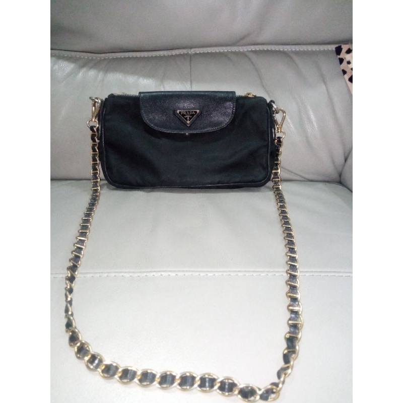 sling bag prada preloved