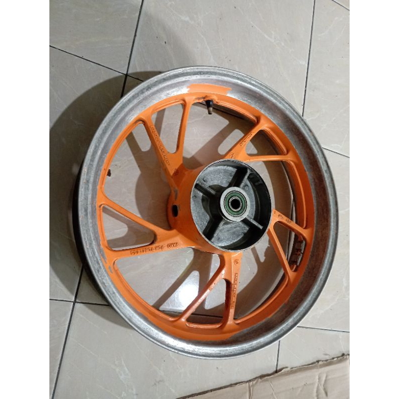 VELG RACING BELAKANG CBR 150R K45G CB150R FACELIFET ORIGINAL