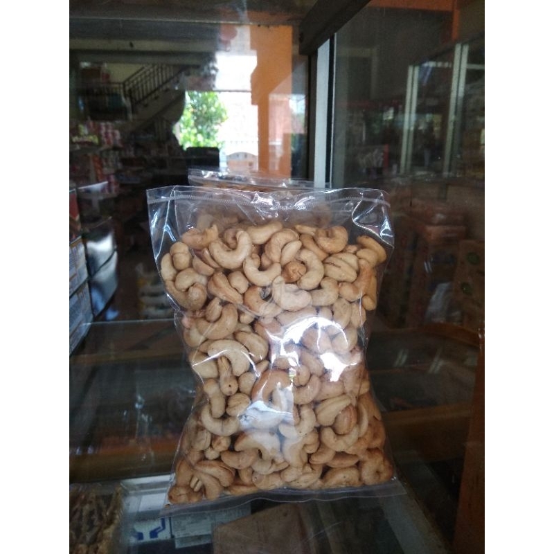

kacang_mede