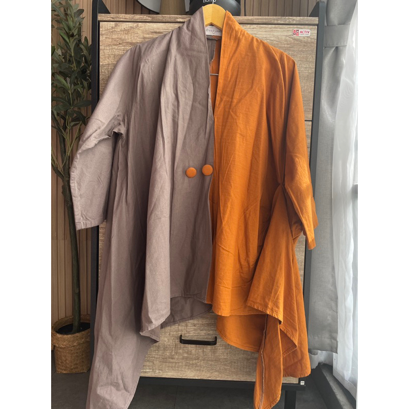 Preloved Jenna & Kaia