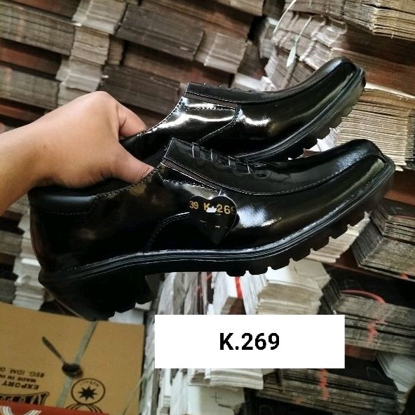 Sepatu kulit pria PDH polri TNI security guard PNS sepatu kerja formal tampil lebih keren