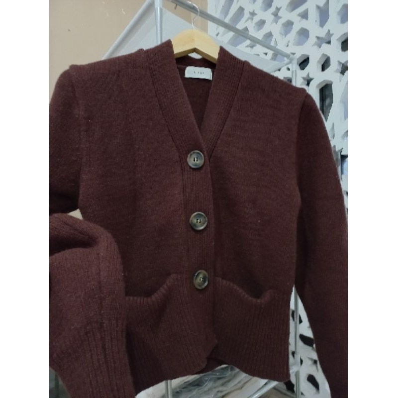 Cardigan Wanita Rajut Tebal Crop