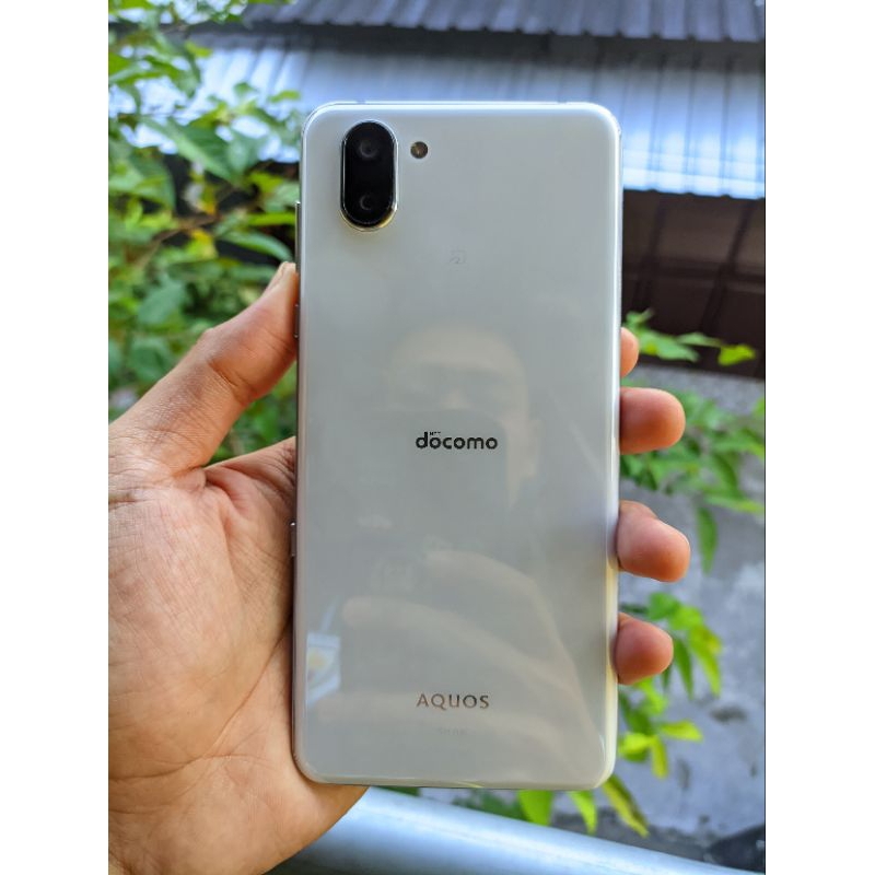 sharp aquos r3 second dt