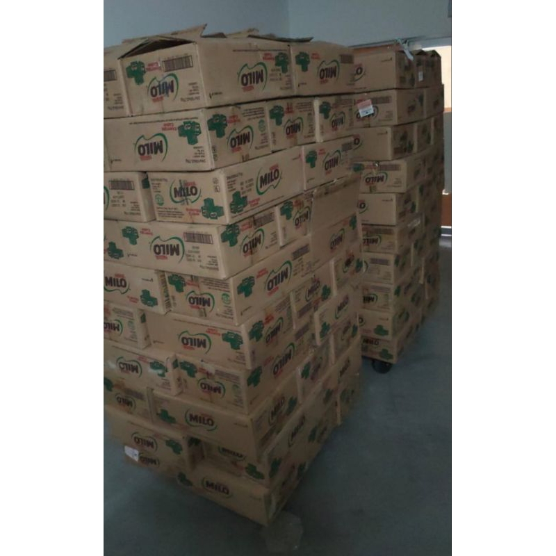 

Milo cube isi 100 pcs per dus(isi 24 bungkus)