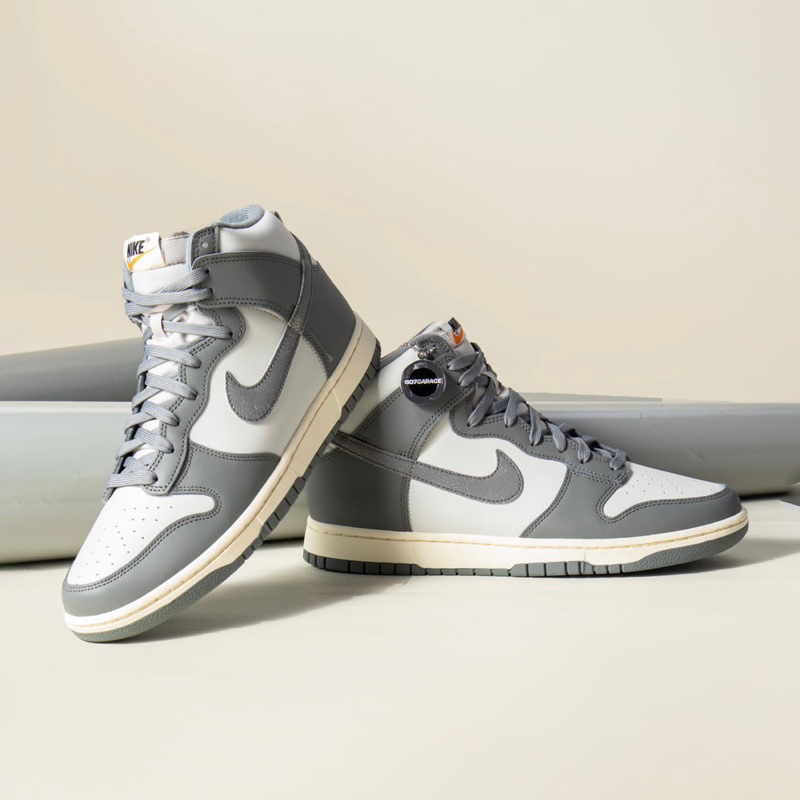 Dunk High Vintage Grey