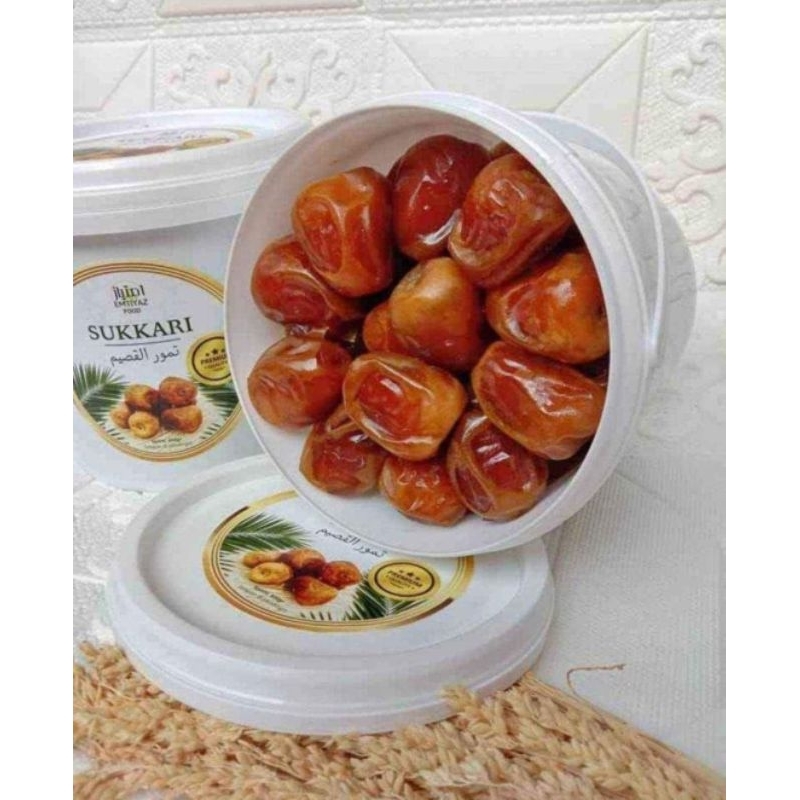 

Kurma Sukkari Premium kemasan ember 800gram