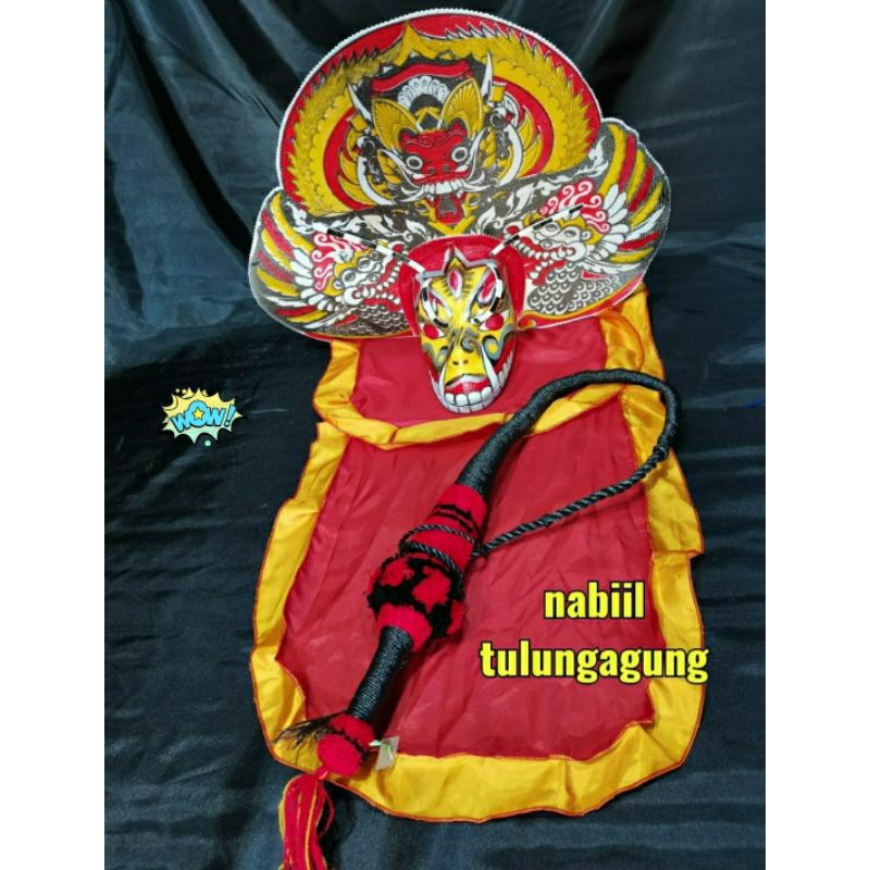 barongan devil cambuk bopo pecut pawang