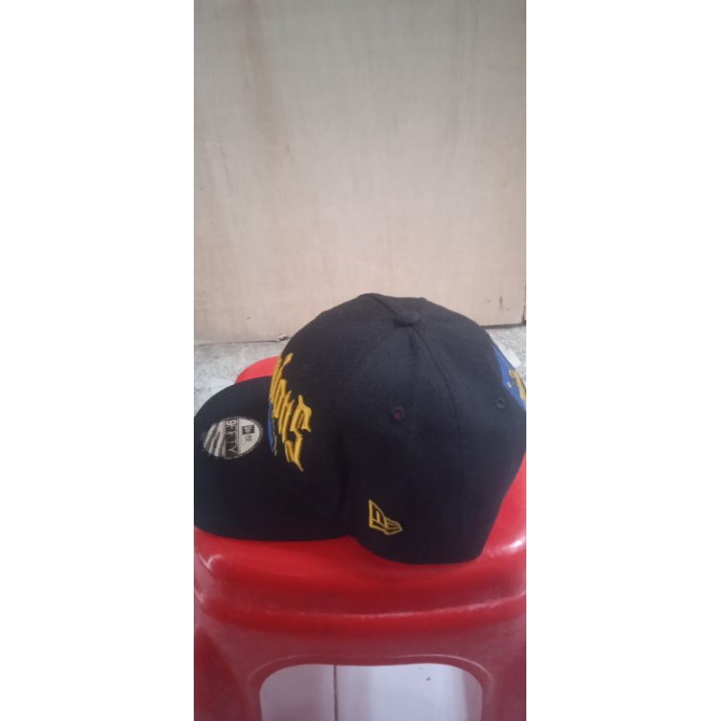 topi champions lakers