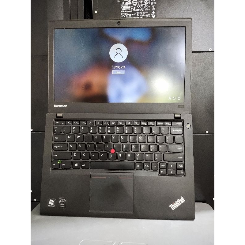 Leptop Lenovo Thinkpad  X240 Core i5-Gen4 Super Murah Bergaransi