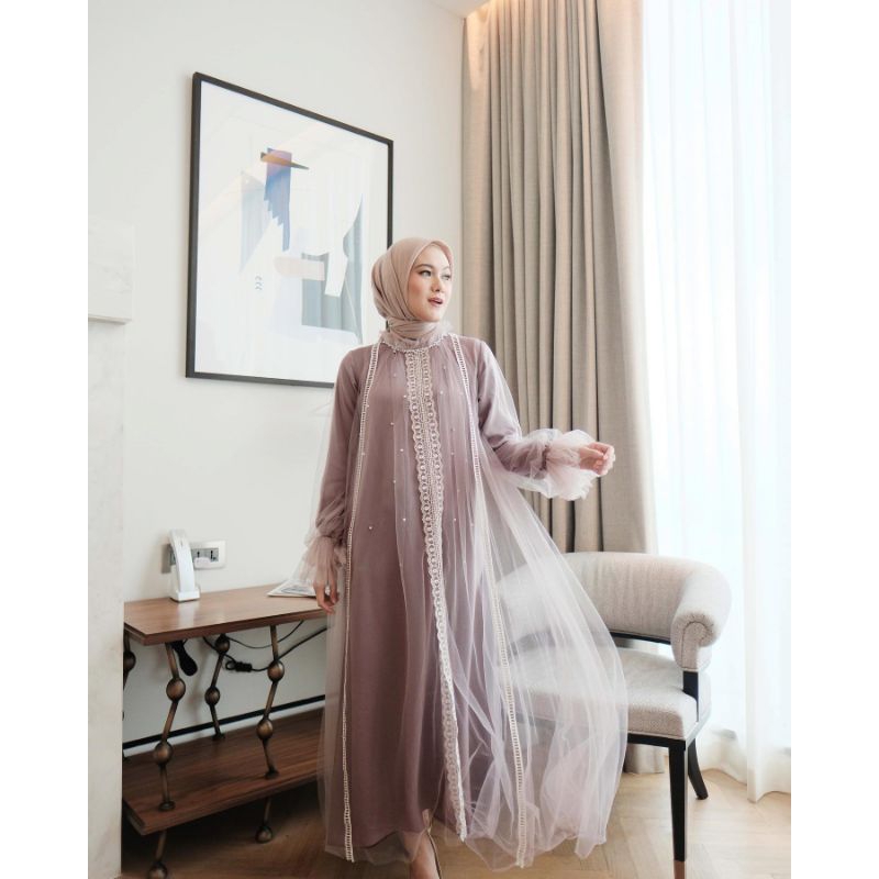 Signature Raya Dress Dove by Vanilla Hijab