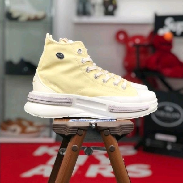 Converse Run Star Legacy CX High &quot;Soft Sunshine&quot;