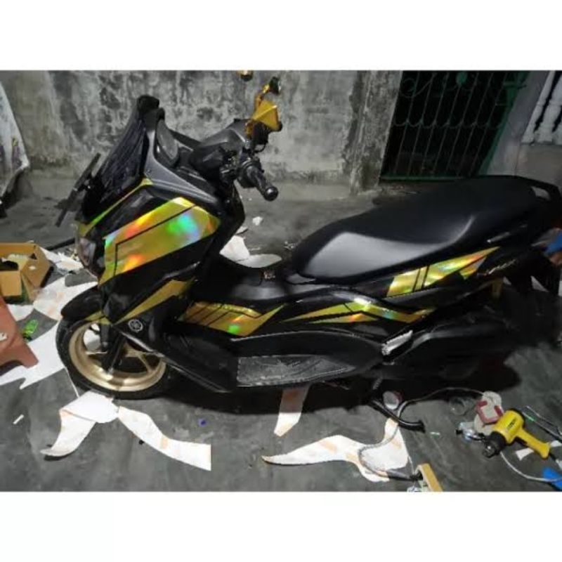 Striping Sticker Decal Nmax Lama  2015-2019 Fullbody  Bahan Full Hologram Maxdecal