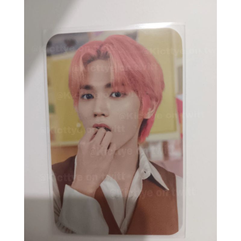 photocard taeyong konsep bakery house