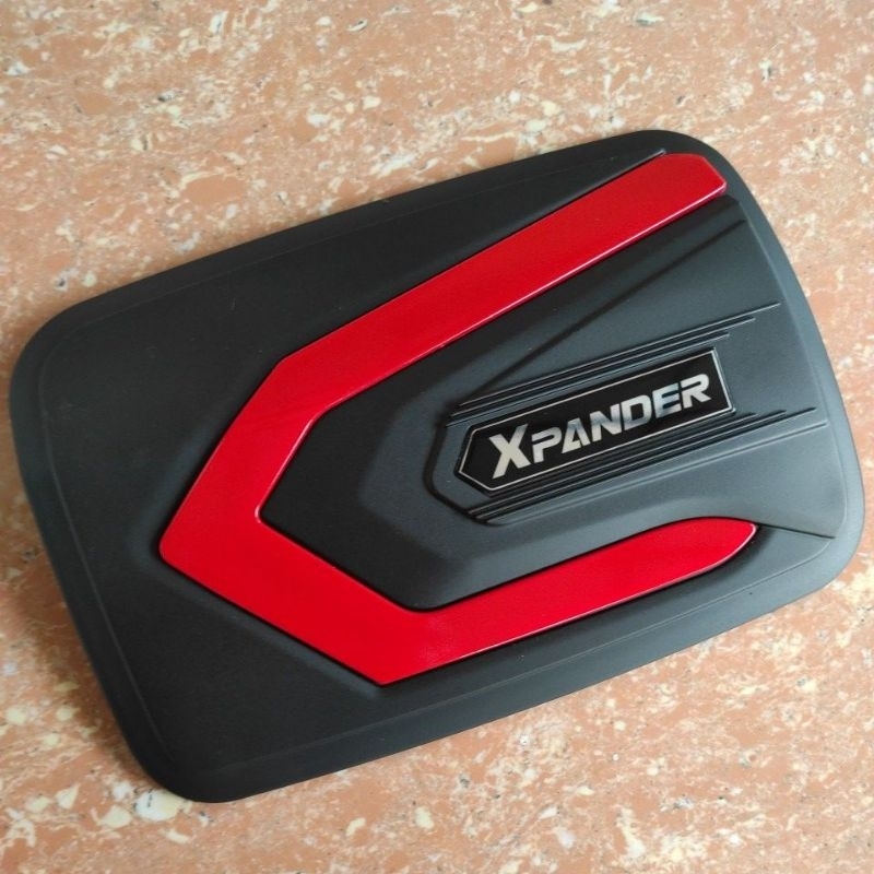 TANC COVER TUTUP TANGKI BENSIN MITSUBISHI XPANDER / cross HITAM DOFF REDLINE