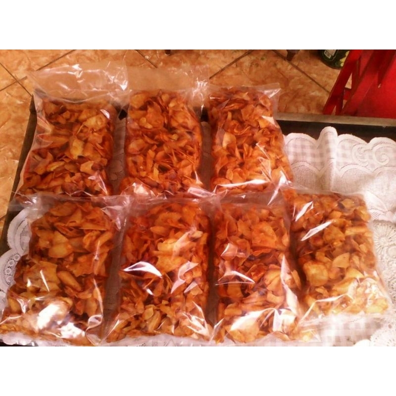 

keripik singkong pedas
