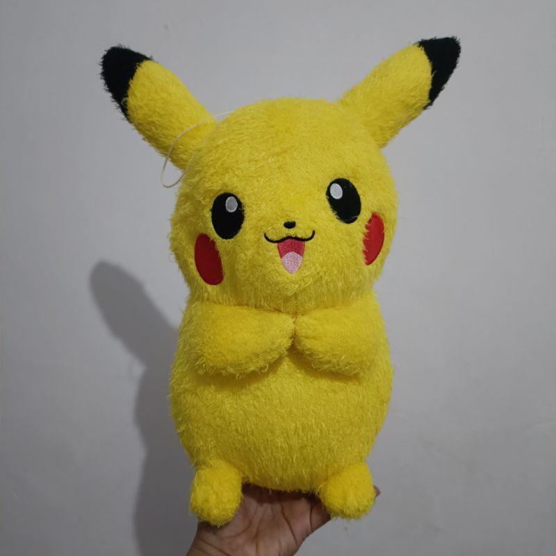 Boneka Pikachu bulu