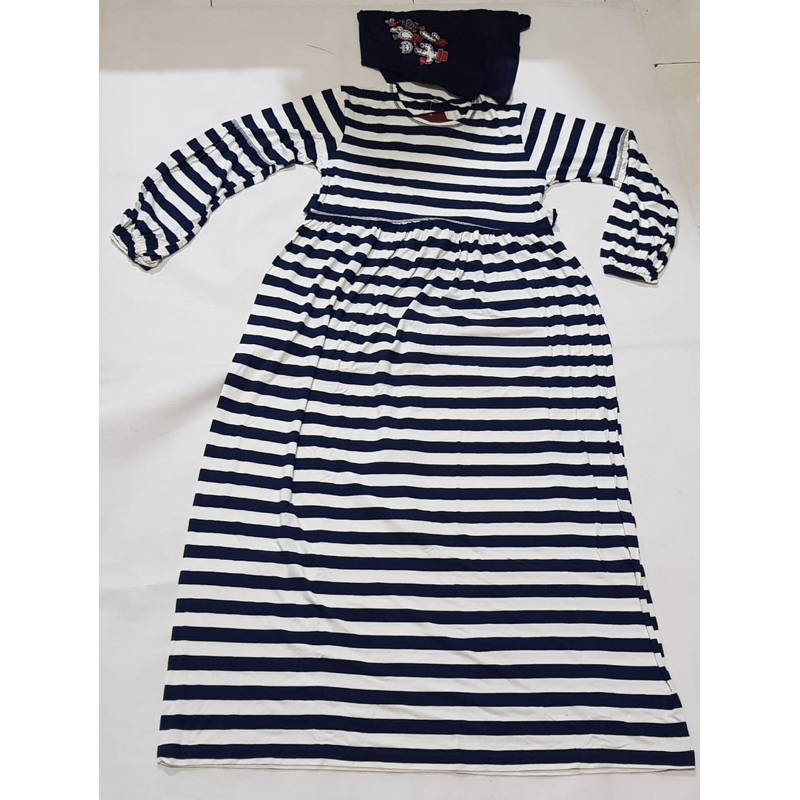 sale dannis 40% / gamis anak size 10 / gamis kaos / baju muslim anak perempuan / salur / motif garis