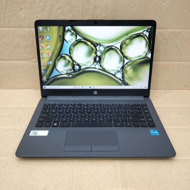 Laptop Hp 240 G8 Intel core i3 1115G4 RAM 4 GB SSD 256GB MULUS