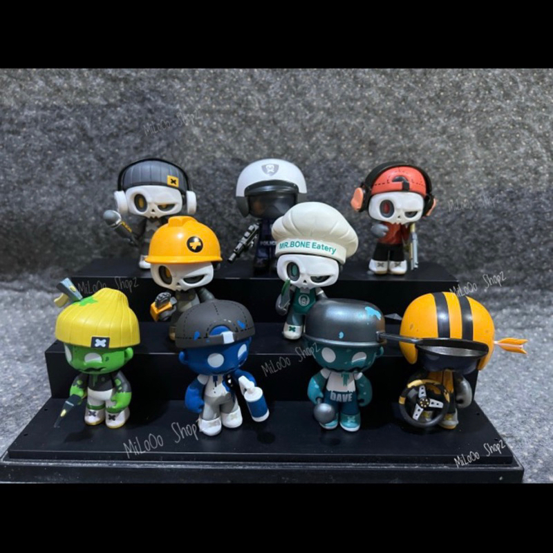 MR BONE FIRST DAY / BLINDBOX MR BONE