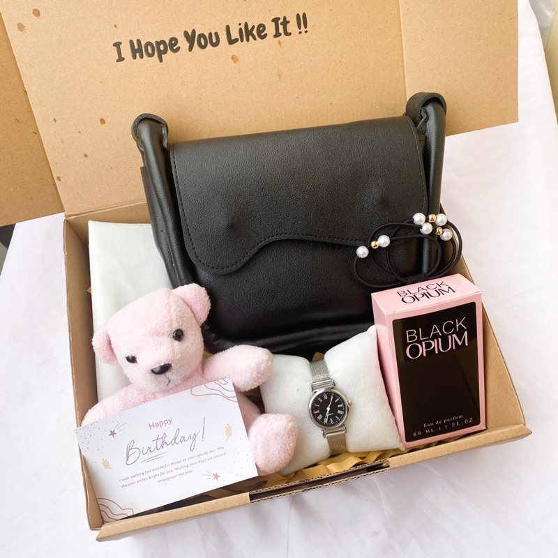 [GABY BAG]HAMPERS GIFT BOX TAS GABY UNTUK KADO ULANG TAHUN CEWEK/KADO PACAR/KADO TAS CEWEK/KADO VALENTINE/KADO ANNIVERSARY/KADO WEDDING/KADO WISUDA/KADO HARI GURU/HAMPERS LEBARAN/HAMPERS RAMADAN