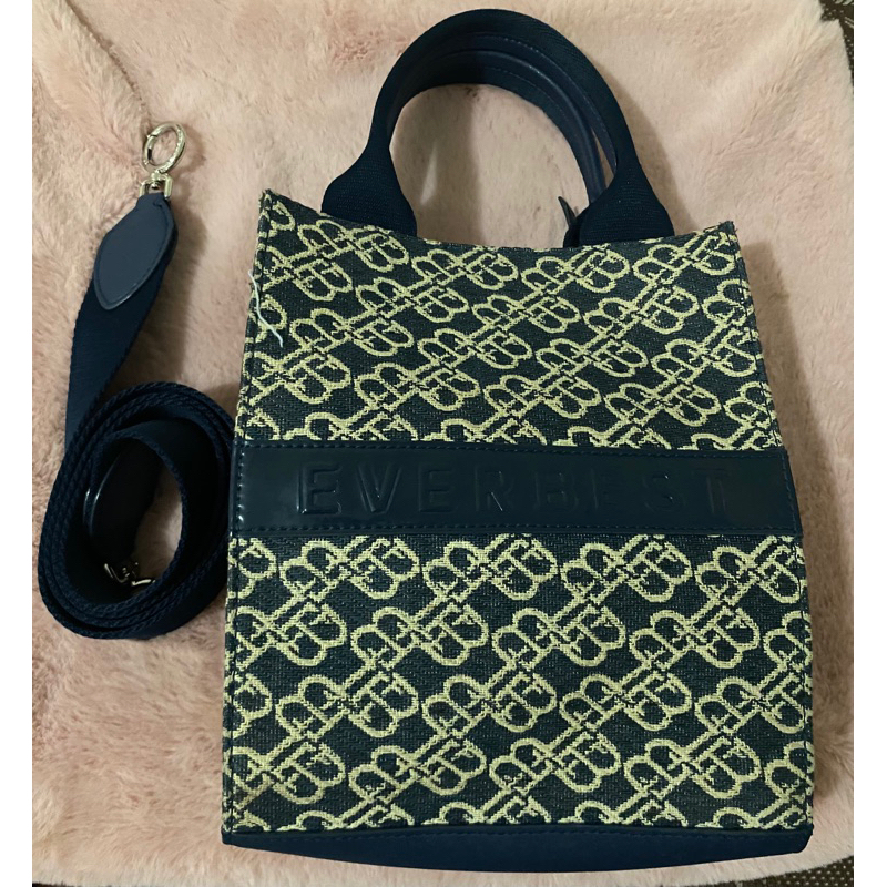 preloved  mini tote bag Everbest authentic