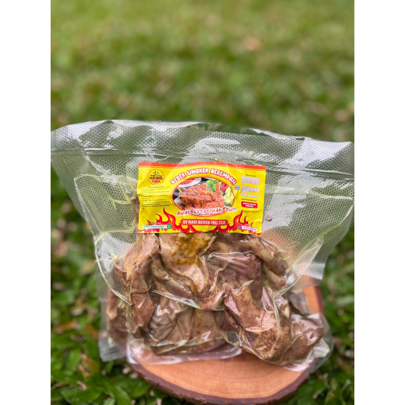 

BEBEK UNGKEP 1,8KG BEREMPAH FREE BUMBU HITAM/SAMBAL BEBEK/BUMBU IRENG