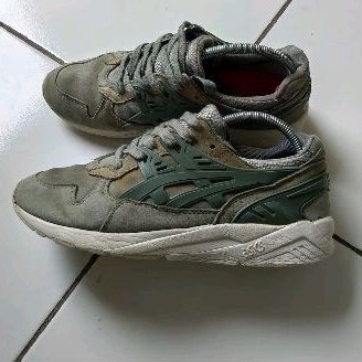sepatu asics gel lyte second