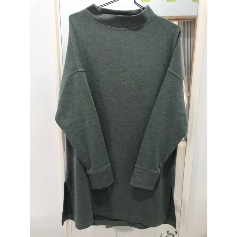 TUNIK by. giyomi PRELOVED size S-M