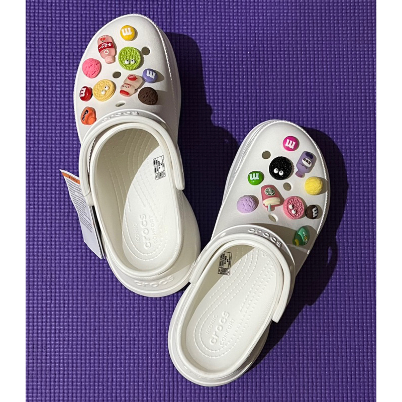 Jibbitz charms crocs | jibbitz crocs | hiasan tempelan jibbitz | crocs charms