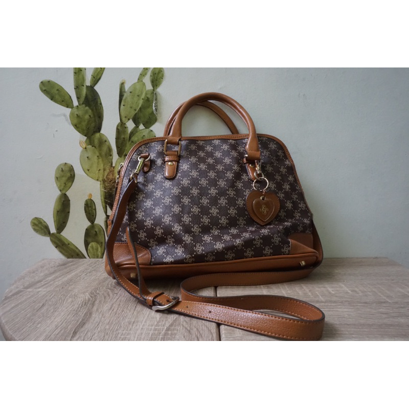 (PRELOVED) Sling Bag | Pierre Cardin | Coklat Tua