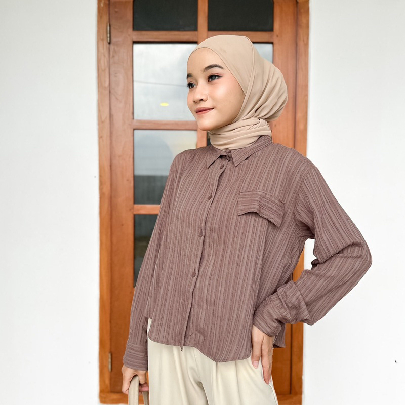 LADY BLOUSE BASIC SEMI CROP