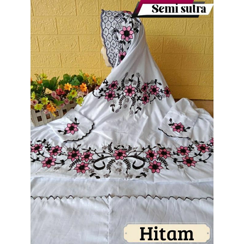 Mukena Dewasa Terusan Semi Sutra Bordir Kudusan