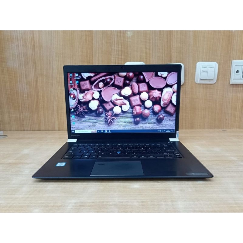 Laptop Toshiba Tecra X40-D Core i5 Slim dan Ringan