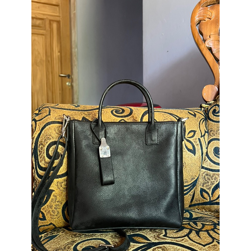fergie mini leather preloved by dhairya.id