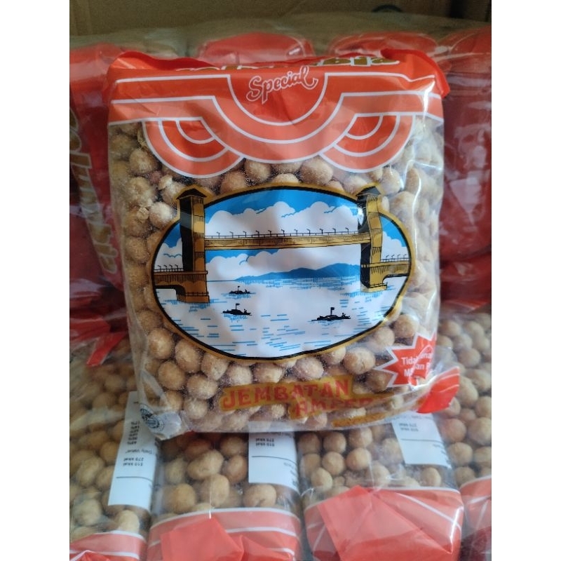 

KACANG TELOR JEMBATAN AMPERA 1KG