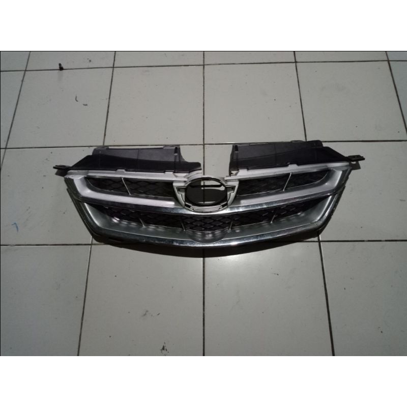 grill Avanza lama