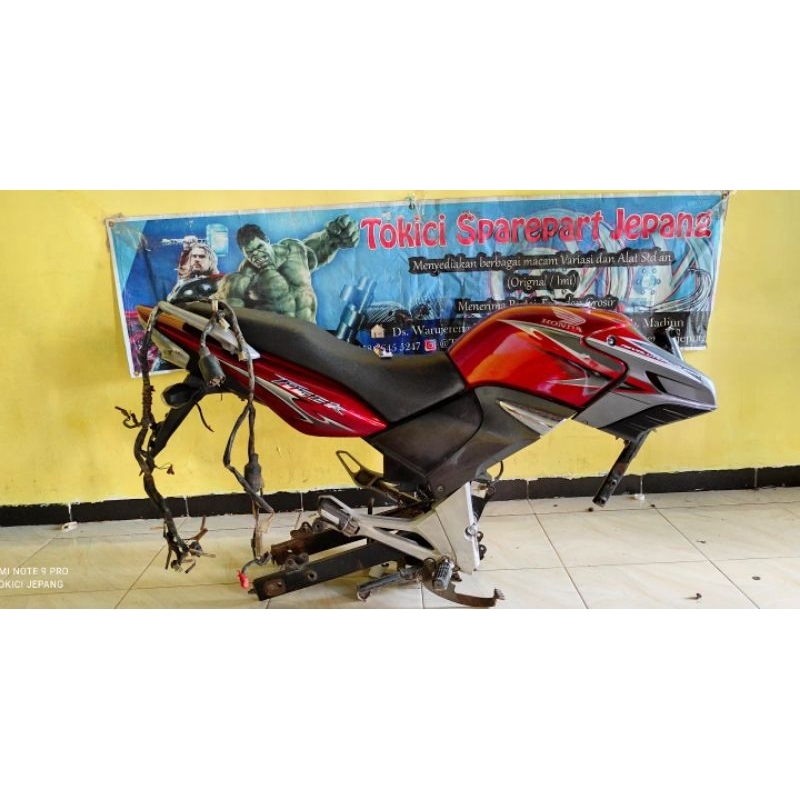 sayap tangki Tiger Revo 2013 atau sayap tangki Tirev taun muda