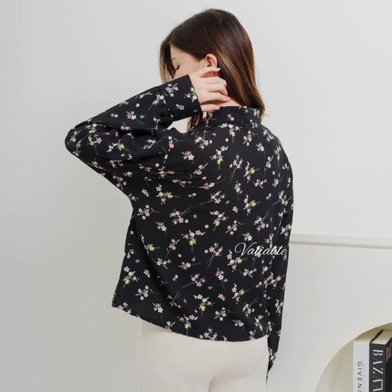 Viola Floral Pattern Crop Shirt Crinkle Valiable (M-XXL)